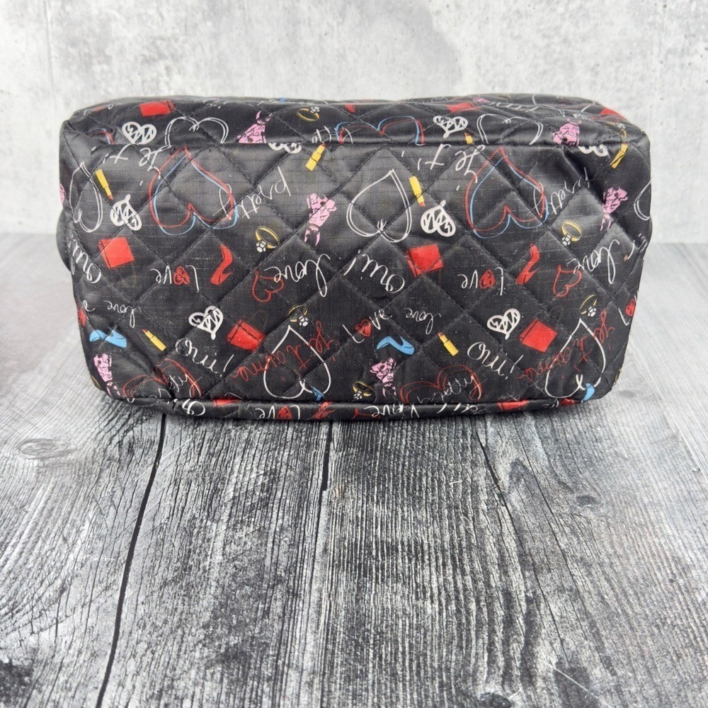 Chinese‎ Laundry Black and Red Quilted Cosmetic Bag - Picture 6 of 8